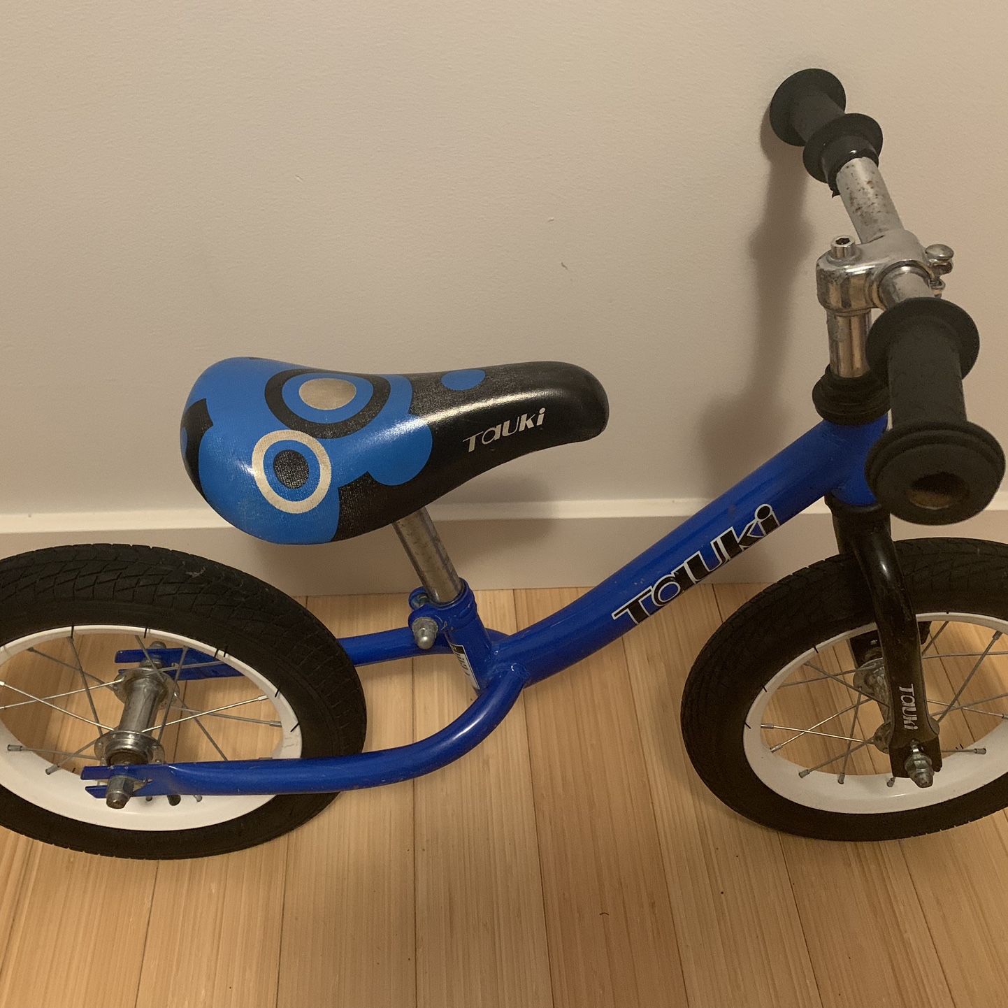 Tauki balance bike sale