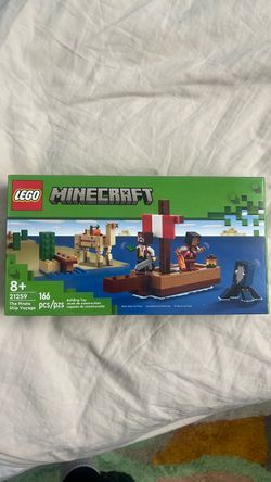 LEGO Minecraft The Pirate Ship Voyage 21259