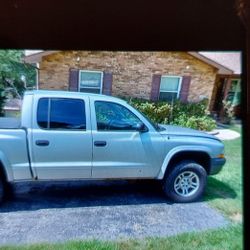 2004 Dodge Dakota