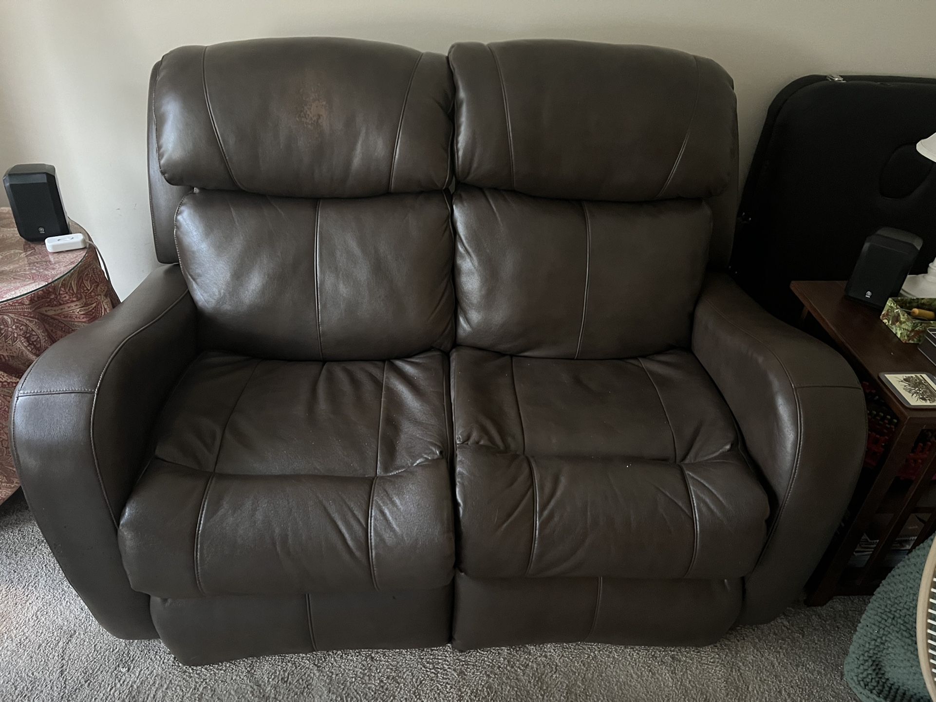 Love Seat Recliner - Individual Controls