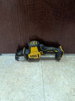 DEWALT M:DCS369 OSCILLATING SAW