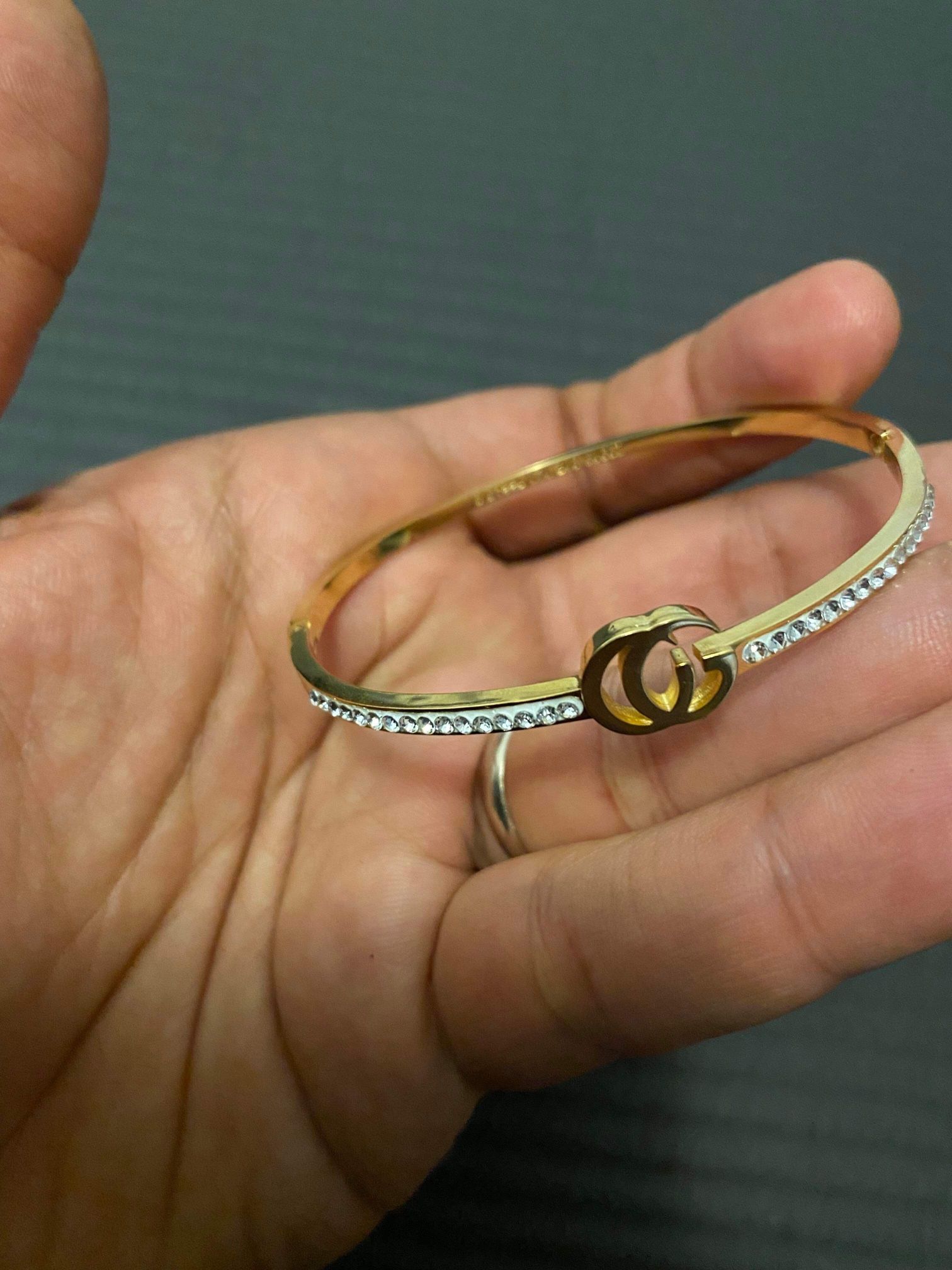 Bracelet
