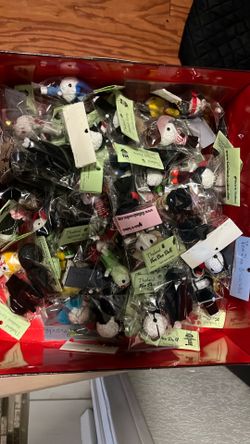 Lot of more than 100 voodoo babies