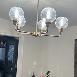 5 Bulb Lamp