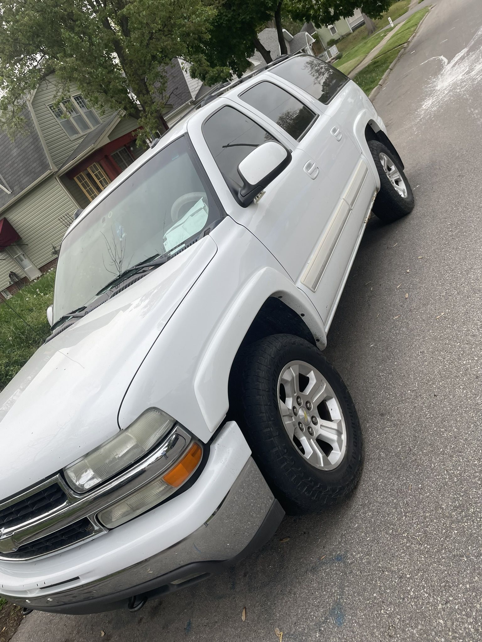 2004 Chevrolet Suburban