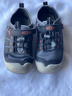 Baby boys “Keen” shoes size 12