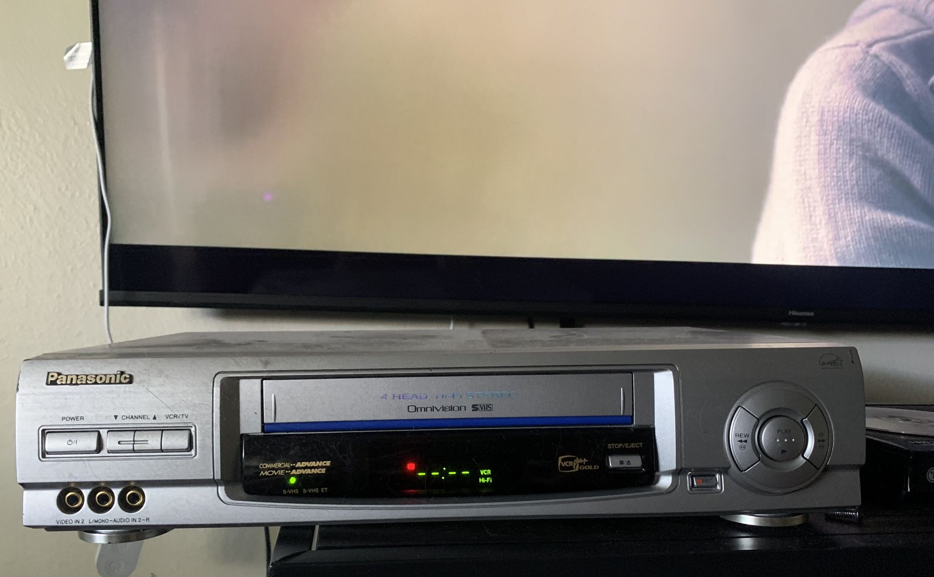 Panasonic S-VHS Hi-Fi VCR