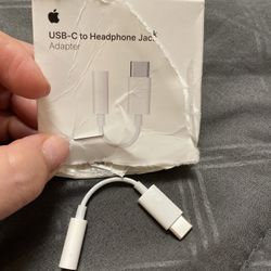 USB-C to headphone jack adapter