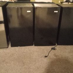 Mini Fridges 🥶🥶