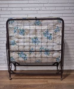 Rollaway Folding Twin bed