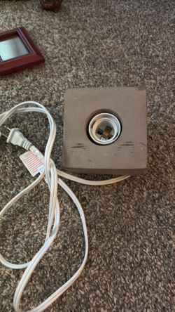 Small lamp for night stand