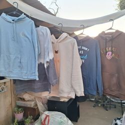 Women's Sweatshirts