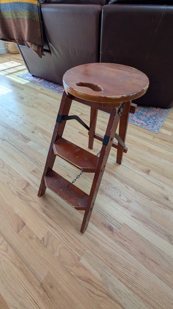 Collapsible Stool