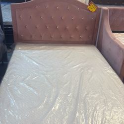 Full Bed
