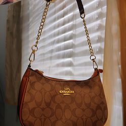 COACH Teri Shoulder Bag Brand New