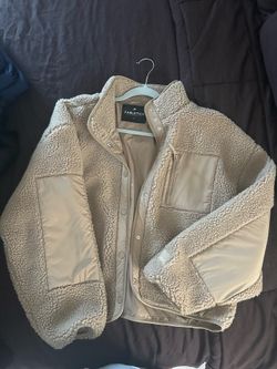 Fabletics jacket New  large