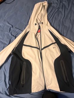Nike Tech Fleece Full-Zip Hoodie Jacket