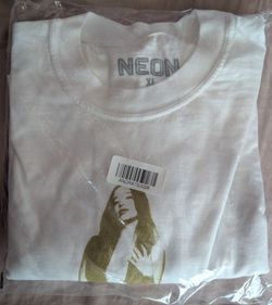 Anora - Graphic T-Shirt White Size XL