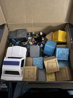 Roblox Toys and Figures