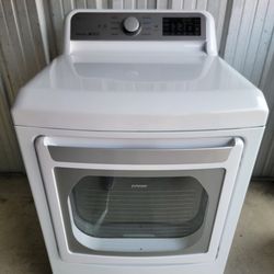 Top Of The Line!!! LG, Sensor Dry, Gas Dryer!!! Super Large, 7.3 Cubic Ft. Capacity!!! Options Galore!!! Must See To Appreciate!!!