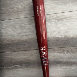 Mark lumber company wood bat 32”