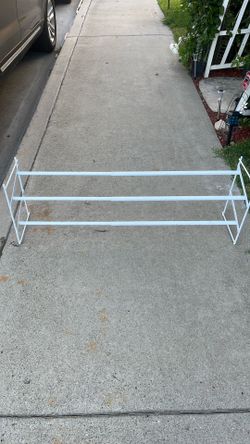 Metal expandable shoe rack