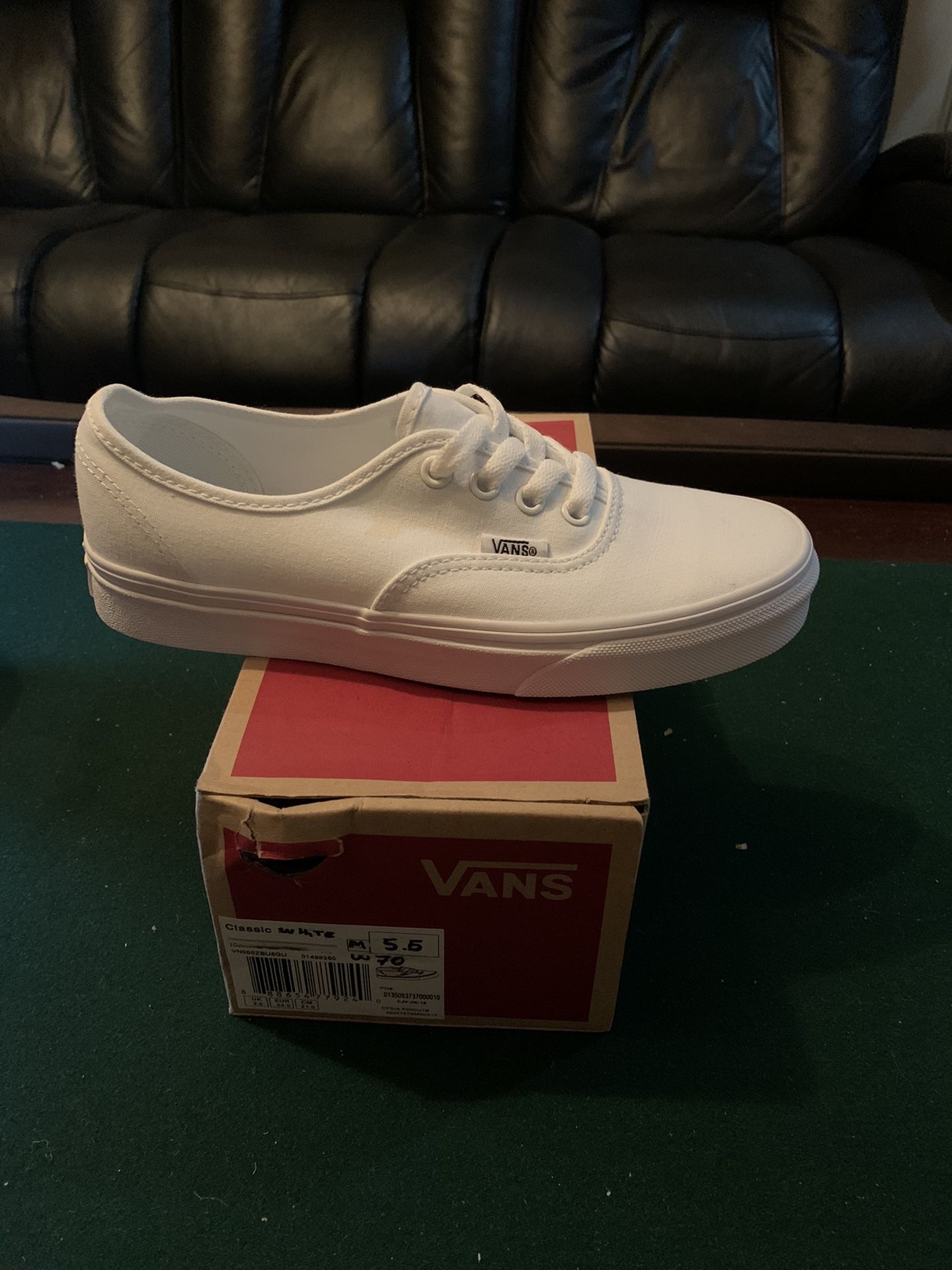 $50 VANS size men: 5.5 women: 7