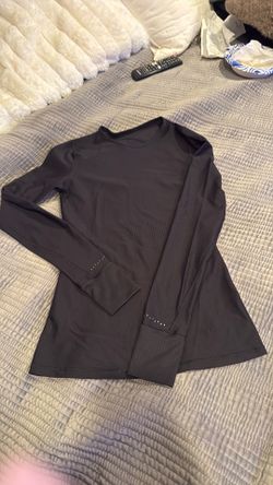 Women’s Lululemon black running shirt size 6