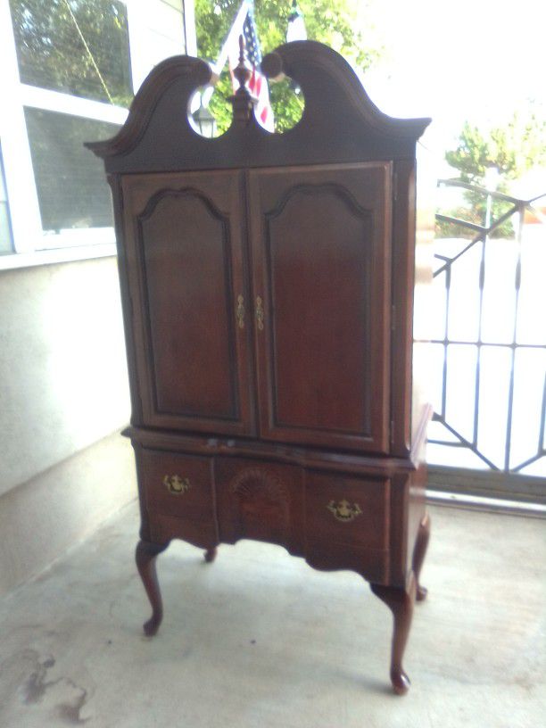 Beautiful Wooden Antique Armoire With Drawer 