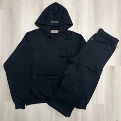 🖤 FEAR OF GOD ESSENTIALS HOODIE + SWEATPANTS SET – BLACK – SIZE S (NEW)