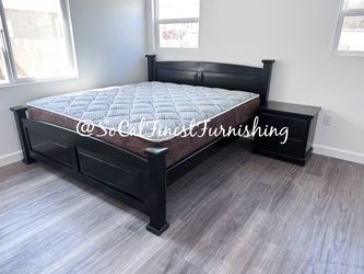 New King Bed With Mattress
