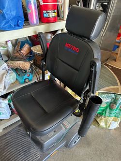 Metro Mobility Max Plus Mobility Scooter