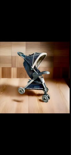 IN eaglerock GRACo STROLLER lightweight easy fold up FIRM PRICE
