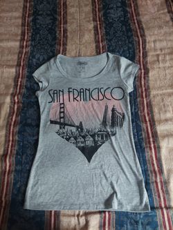 IFSE Size Large gray San Francisco short sleeve Blouse shirt