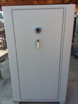 Gun safe