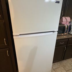Fridge Crosley one year of used $300