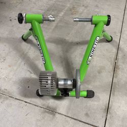Kinetic Trainer Cycling