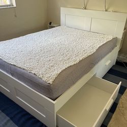 Queen Bed With 4 Drawer Storage Plus Headboard