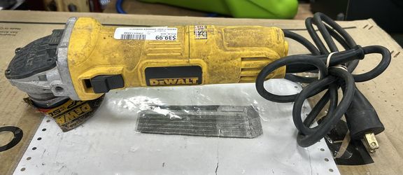 Dewalt electric disc grinder DWE4011 ( Hablamos Espanol ) 