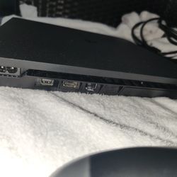Playstation 4 With Remote Control Amazing Condition