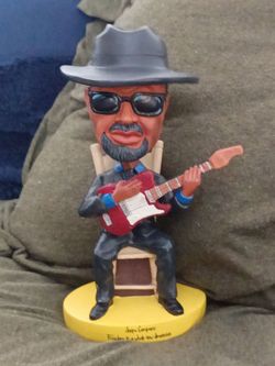 Jeep Compass Guitar Jazz Country Bobblehead Figure
