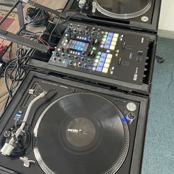 DJ Rane Seventy two  Mixer With Pioneer PLX-1000 Pair 