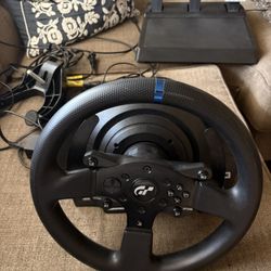 Thrustmaster T300rs GT edition pc and ps4-5 compatible 