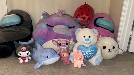 Kids stuffed animals (angel, labubus, squishmallows)