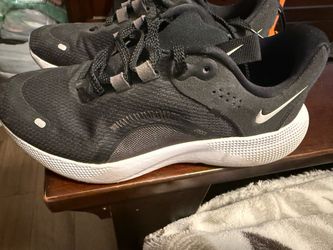 Girls Nike shoes