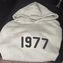 Fear of God Essentials Hoodie Iron 1977