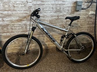 Turner Mountain bike