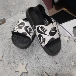 Nike Toddler Sandals