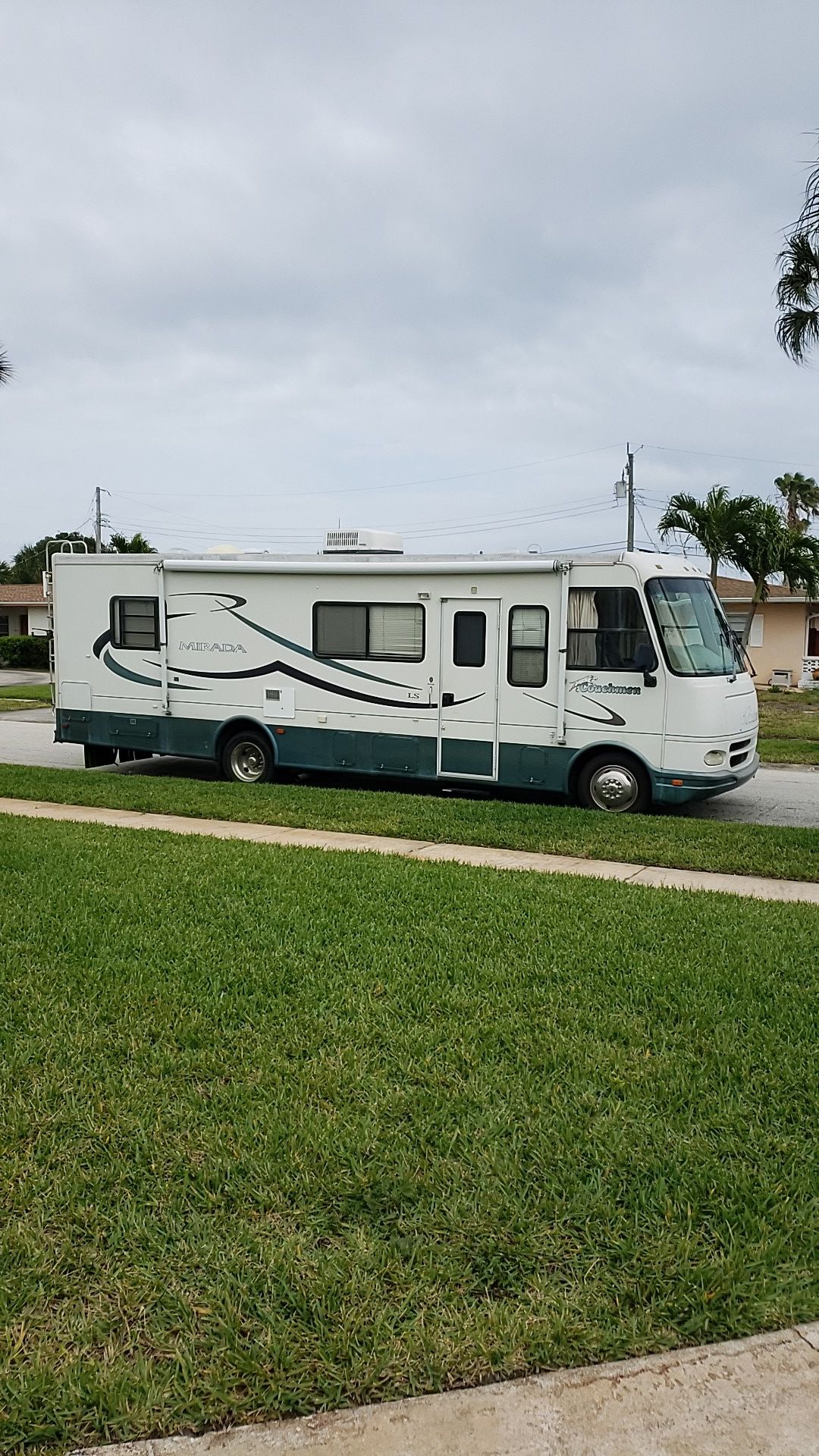 Coachmen Mirada 300qb rv be