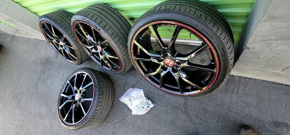 Wheel 20 5 Lugs 5x114.3 Like New